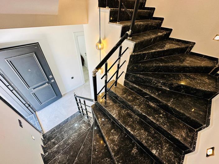 Image No.14-4 Bed Villa / Detached for sale