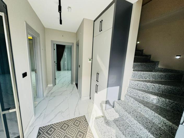 Image No.3-4 Bed Villa / Detached for sale