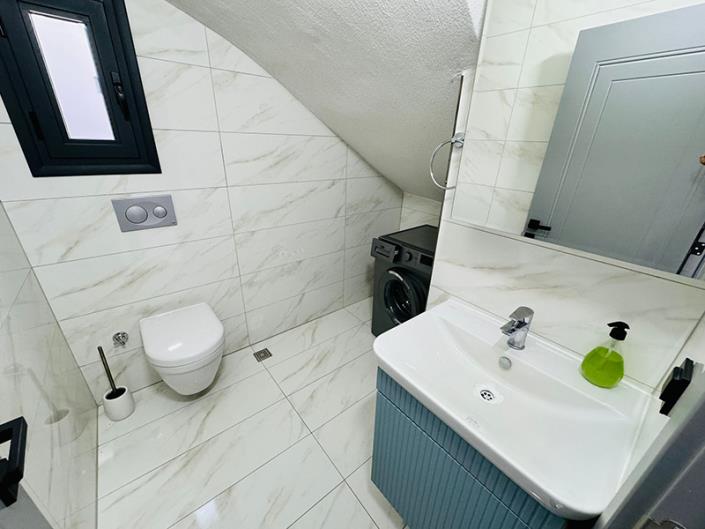 Image No.19-4 Bed Villa / Detached for sale