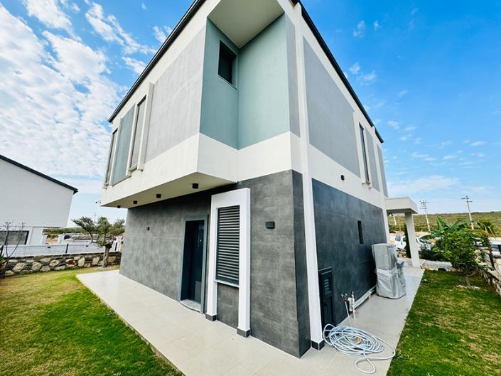 Image No.12-4 Bed Villa / Detached for sale