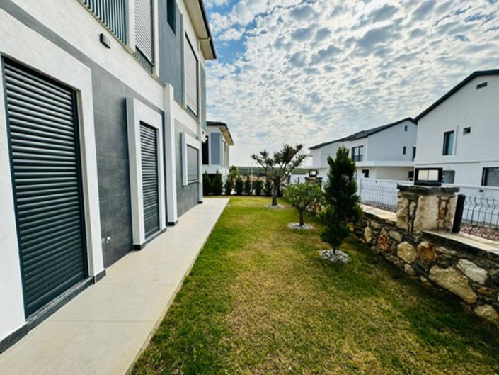 Image No.21-4 Bed Villa / Detached for sale