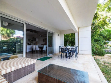 lovely-terrace-leading-off-living-space