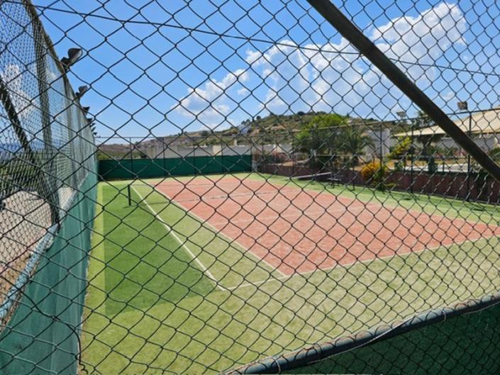 Image No.28-2 Bed Apartment for sale