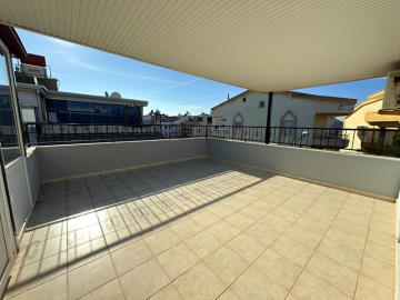 TC1687-covered-roof-top-terrace