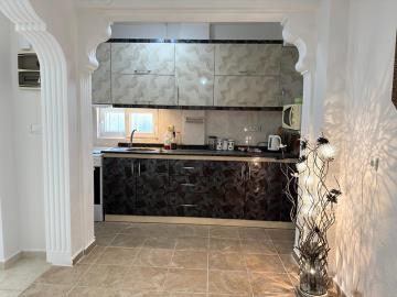 TC1687-feature-kitchen