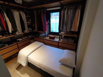 good-size-bedroom