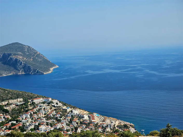 Image No.21-2 Bed Property for sale