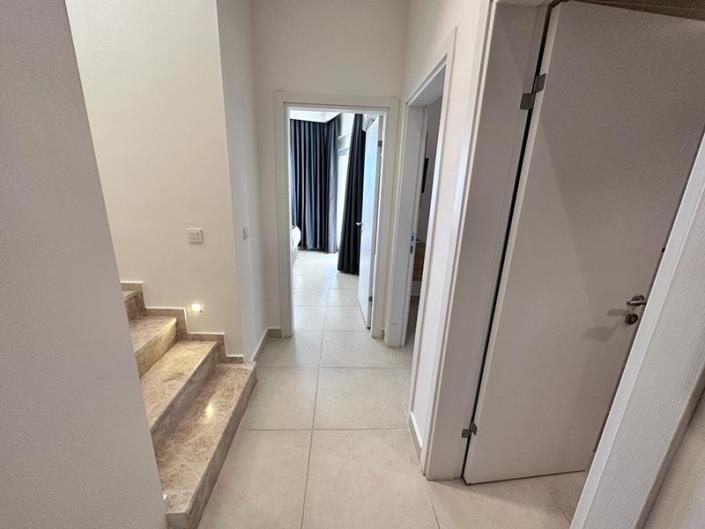 Image No.8-2 Bed Duplex for sale