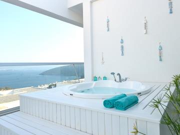 sea-view-from-Jacuzzi