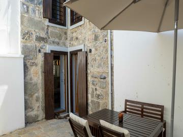 1 - Bodrum, House