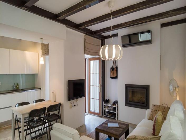 Image No.2-2 Bed House for sale