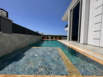 private-swimming-pool