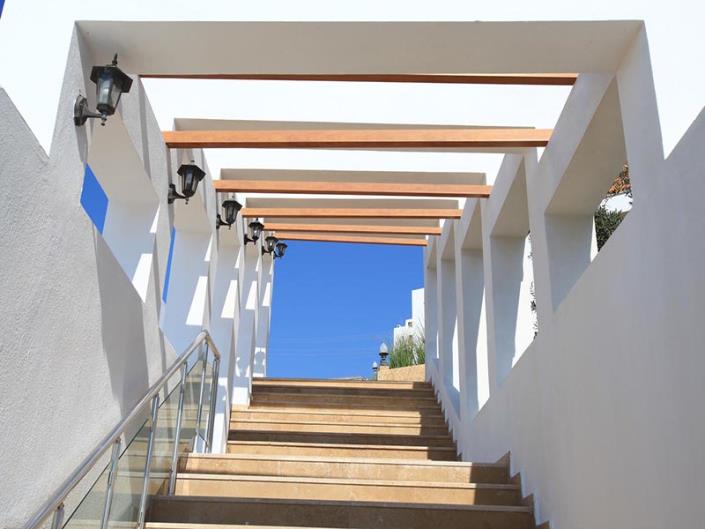 Image No.20-2 Bed Apartment for sale