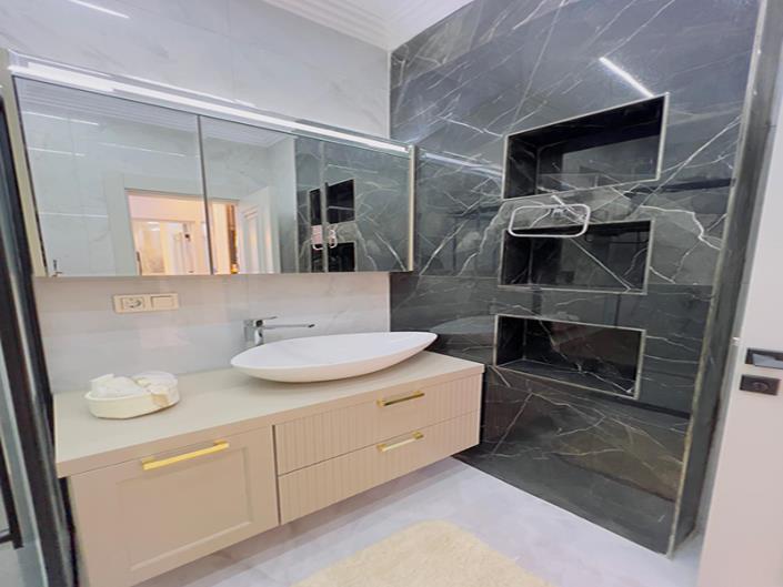 Image No.17-5 Bed Villa / Detached for sale