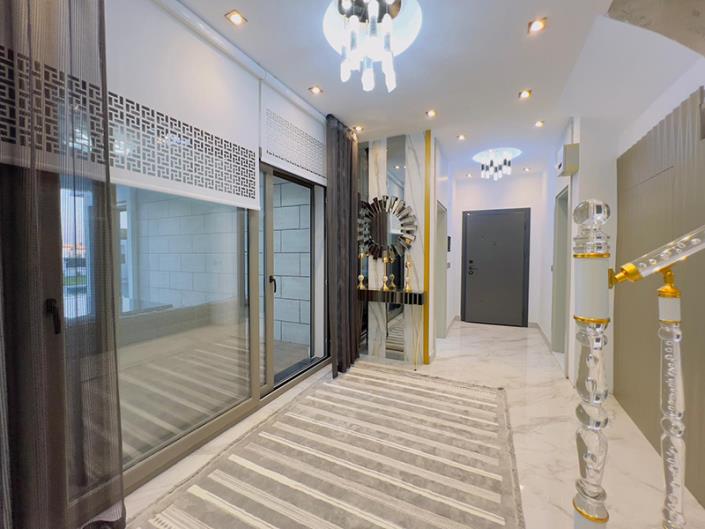 Image No.13-5 Bed Villa / Detached for sale