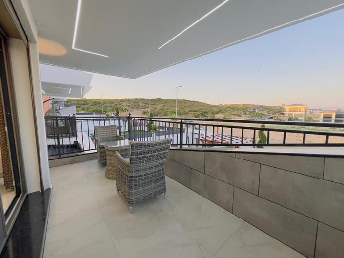 Image No.18-5 Bed Villa / Detached for sale