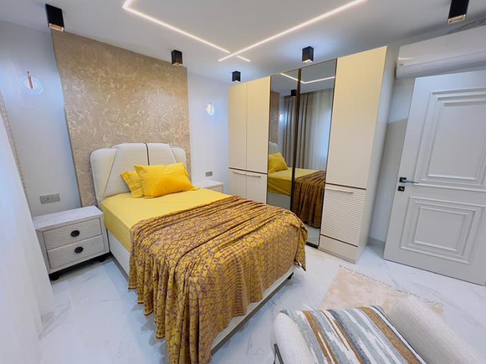 Image No.25-5 Bed Villa / Detached for sale