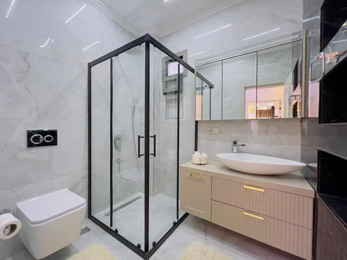 Image No.32-5 Bed Villa / Detached for sale