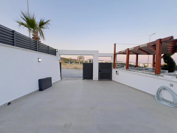 Image No.38-5 Bed Villa / Detached for sale