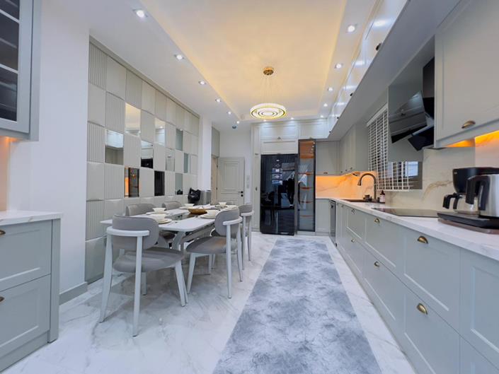 Image No.39-5 Bed Villa / Detached for sale