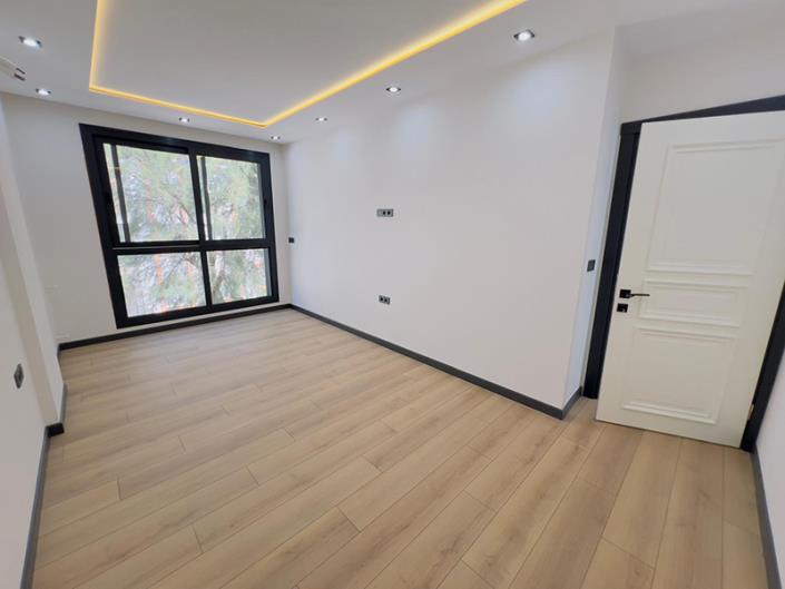 Image No.22-3 Bed Townhouse for sale