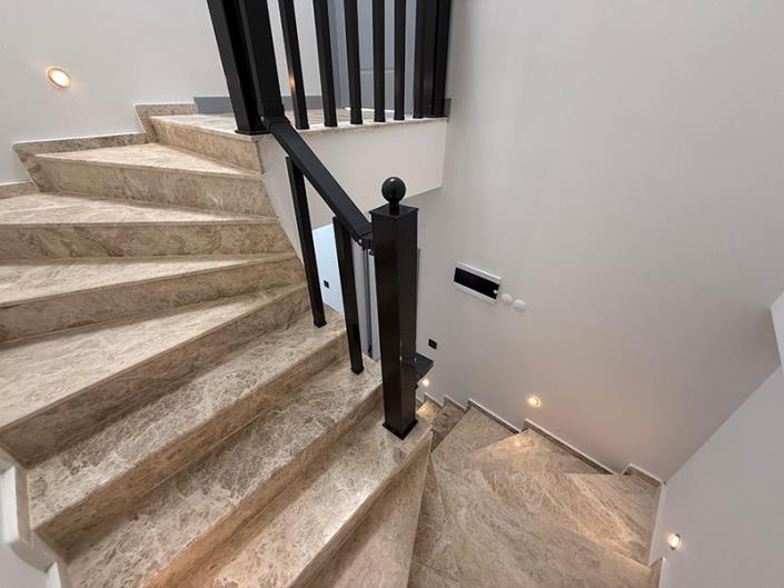 Image No.20-4 Bed Villa for sale