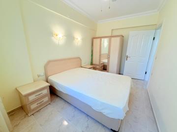 double-size-bedroom