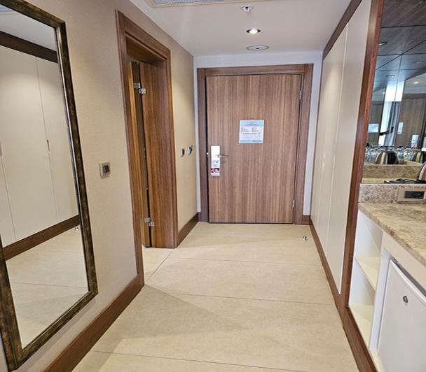 Image No.14-Studio for sale