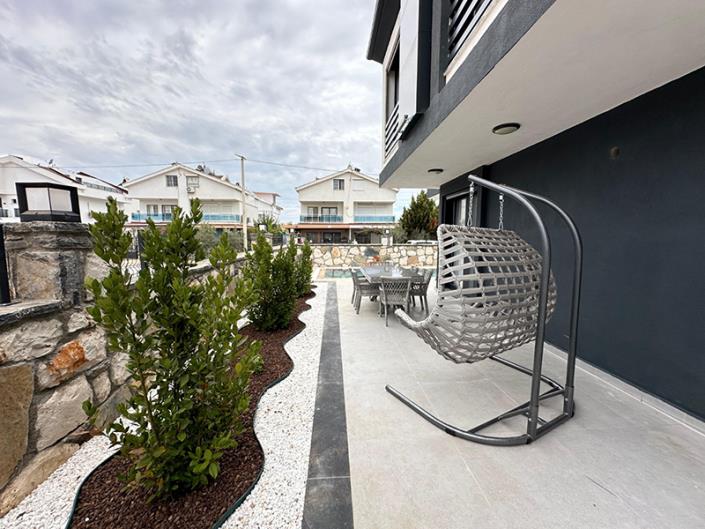 Image No.3-3 Bed Villa for sale