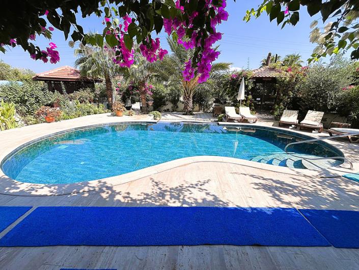 Image No.15-4 Bed Villa / Detached for sale