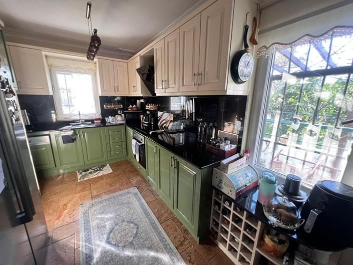 Image No.5-5 Bed Villa / Detached for sale