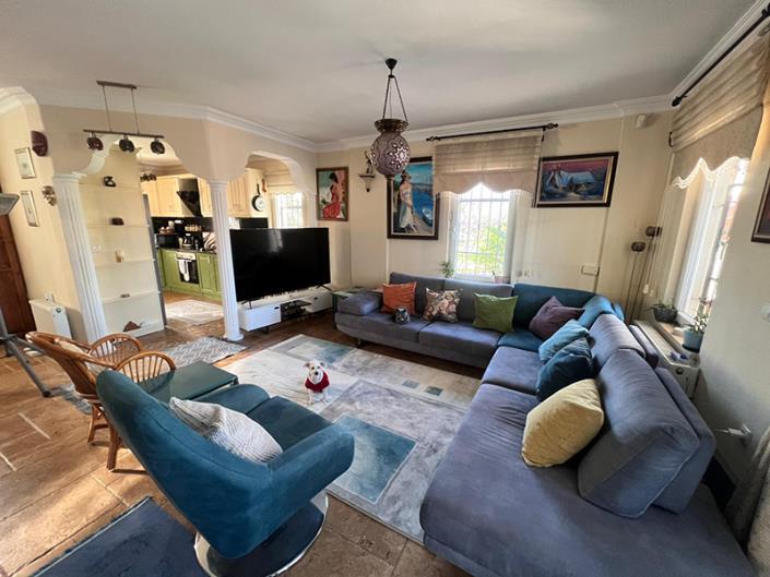 Image No.3-5 Bed Villa / Detached for sale