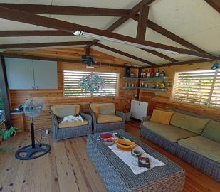 outdoor-lounge-area