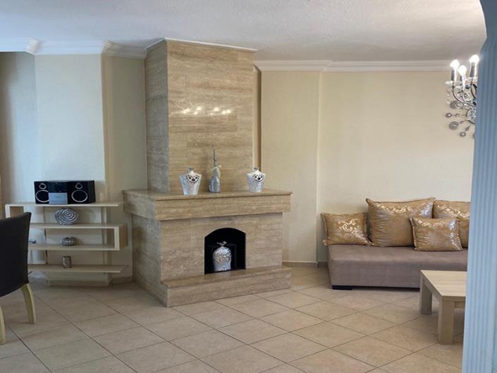 Image No.6-4 Bed Villa / Detached for sale