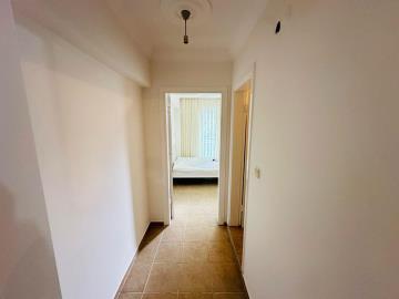 airy-spacious-Apartment