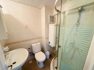 one-fully-tiled-bathroom