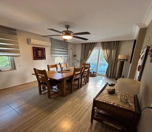 lovely-dining-space