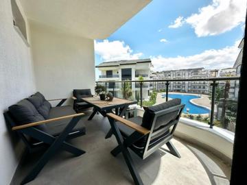 lovely-private-balcony