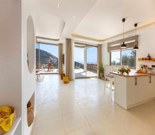bright-airy-kitchen-and-dining-space