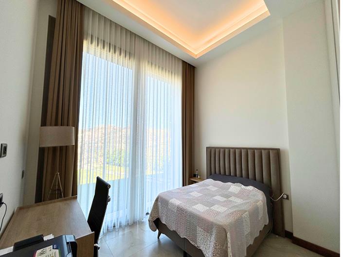 Image No.12-3 Bed Bungalow for sale