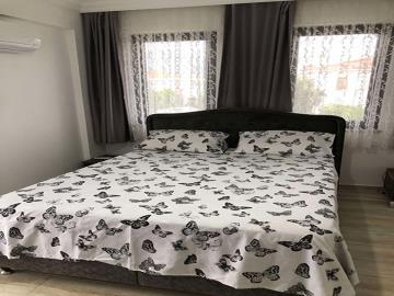 bright-airy-bedroom