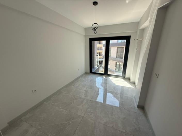 Image No.11-4 Bed Duplex for sale