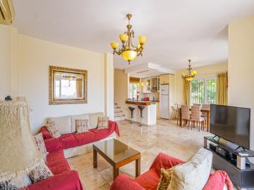 open-plan-lounge--dining-area-and-kitchen