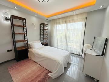 balcony-leads-off-bedroom