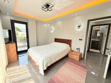 bright-airy-bedroom