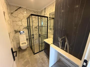 beautifully-fitted-bathroom