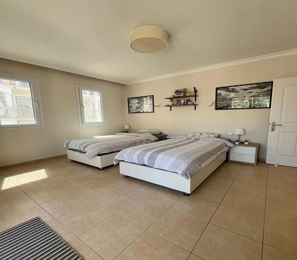 Image No.26-3 Bed Duplex for sale