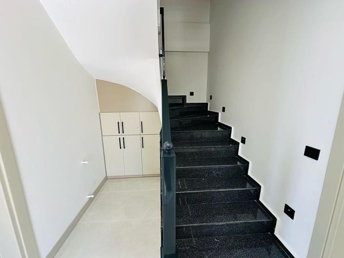 Image No.20-4 Bed Villa / Detached for sale