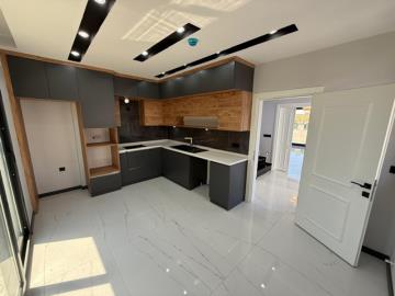 modern-built-in-kitchen