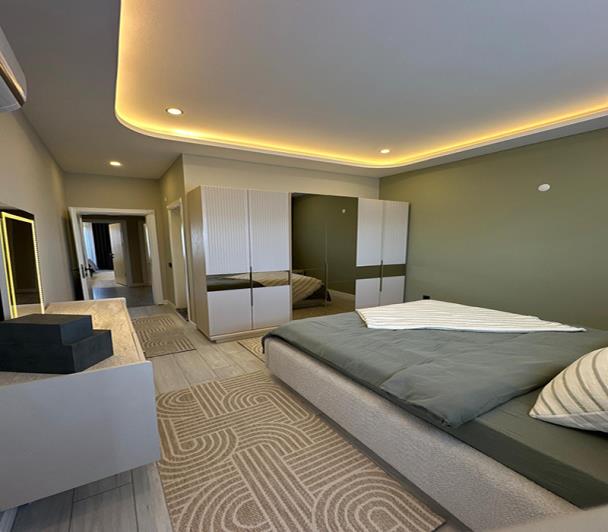 Image No.39-3 Bed Duplex for sale